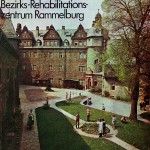 Gartenarbeit im Schlosshof (Hrsg.: Rehabilitationszentrum Rammelburg (um 1969))